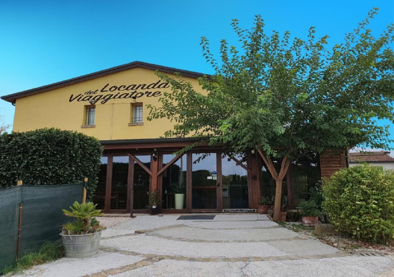 Osteria E Locanda Del Viaggiatore Russi Ngoại thất bức ảnh